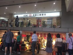 Lucky Plaza (D9), Shop House #336750401